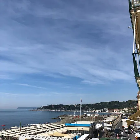 Varazzesuite Horizon * روما